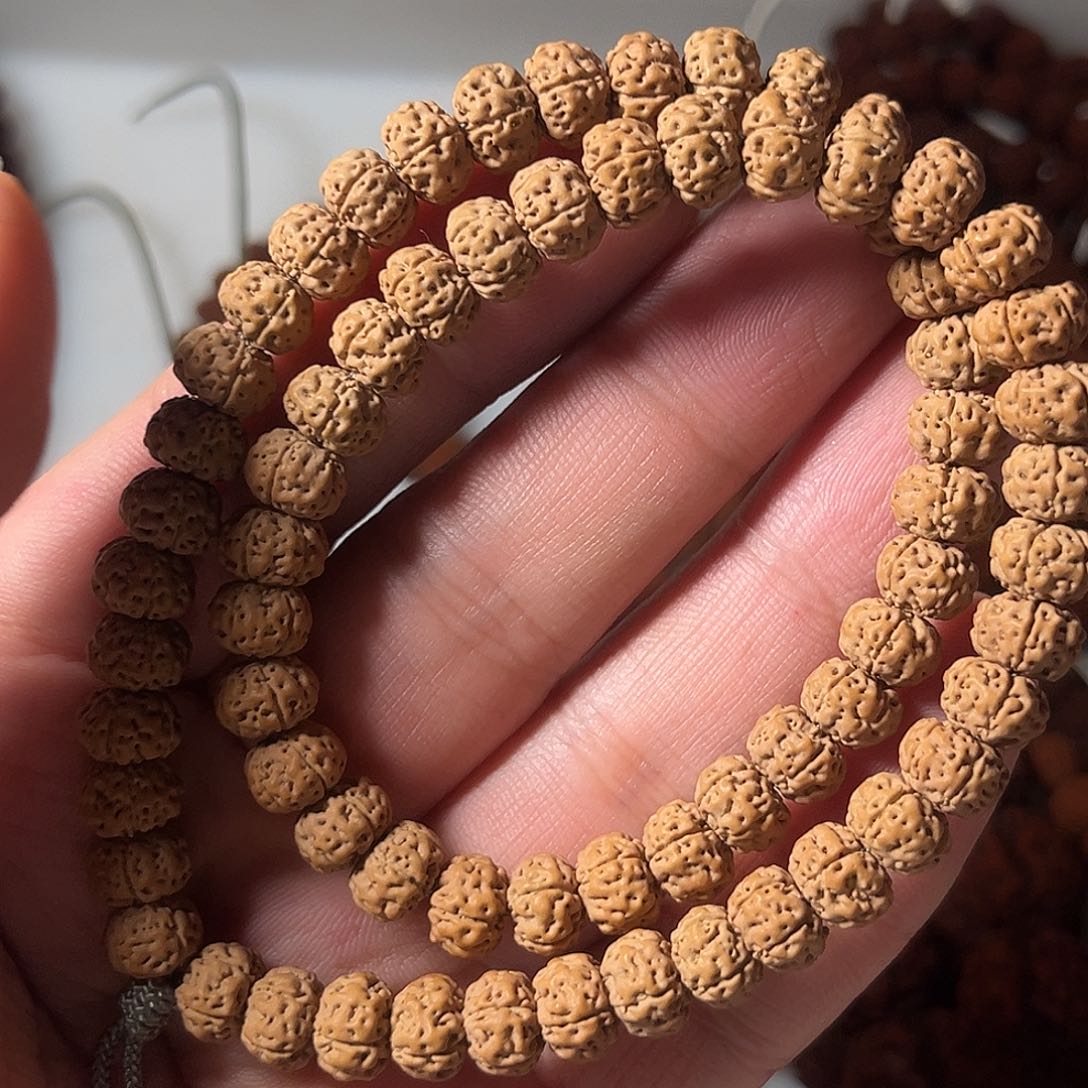 金刚菩提手串用****9飞碟双圈8.5mm