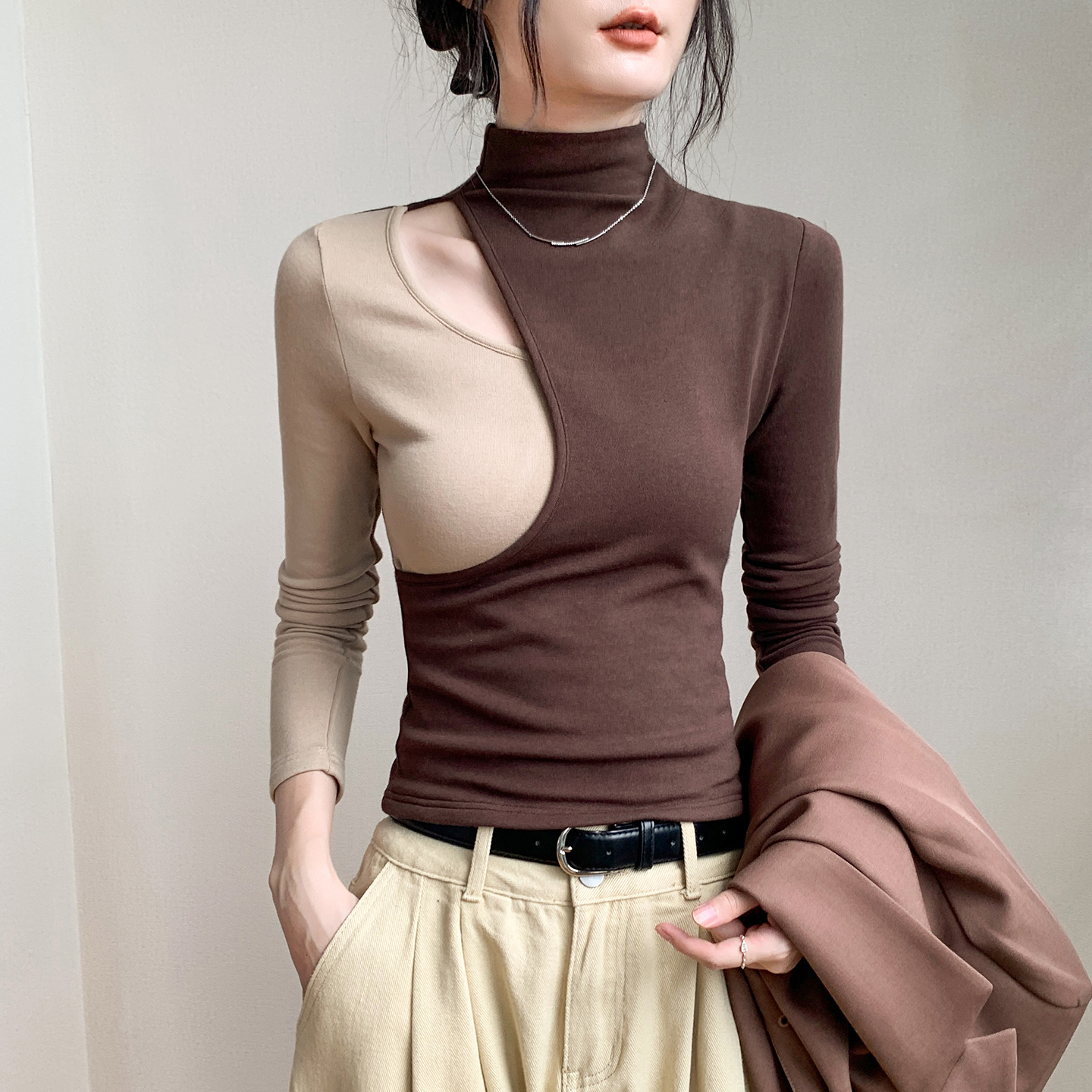 拼色半高领长袖T恤女2025秋季新款内磨毛镂空内搭修身高级上衣女