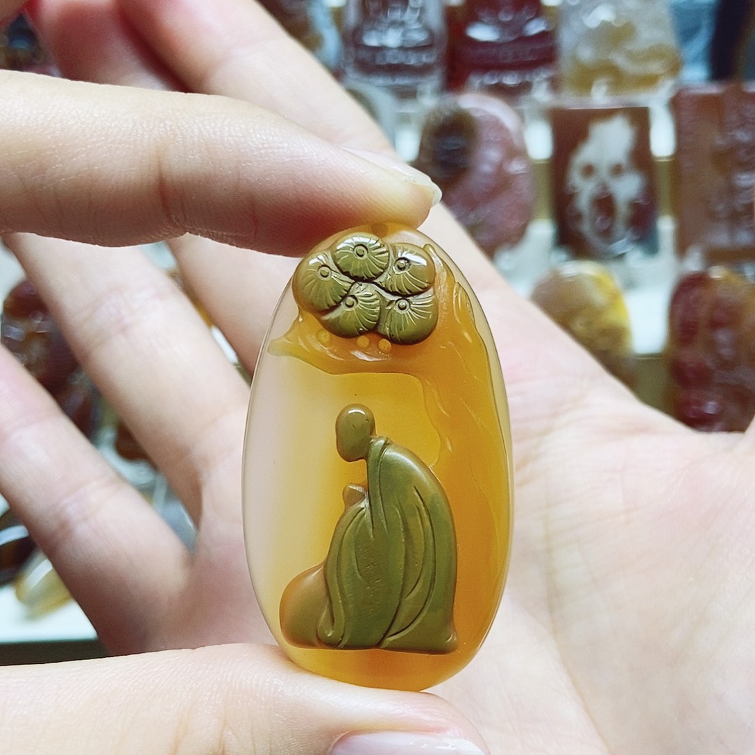 我***法未镶嵌颈饰玛瑙/玉髓