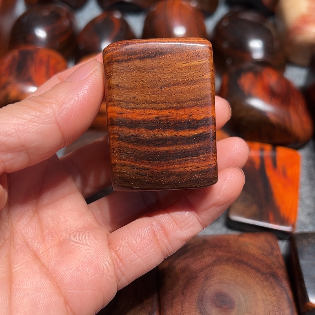 b***h交趾黄檀（大红酸枝）