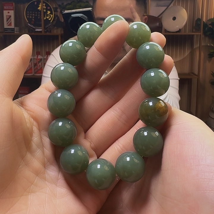 和田玉手串未镶嵌技*