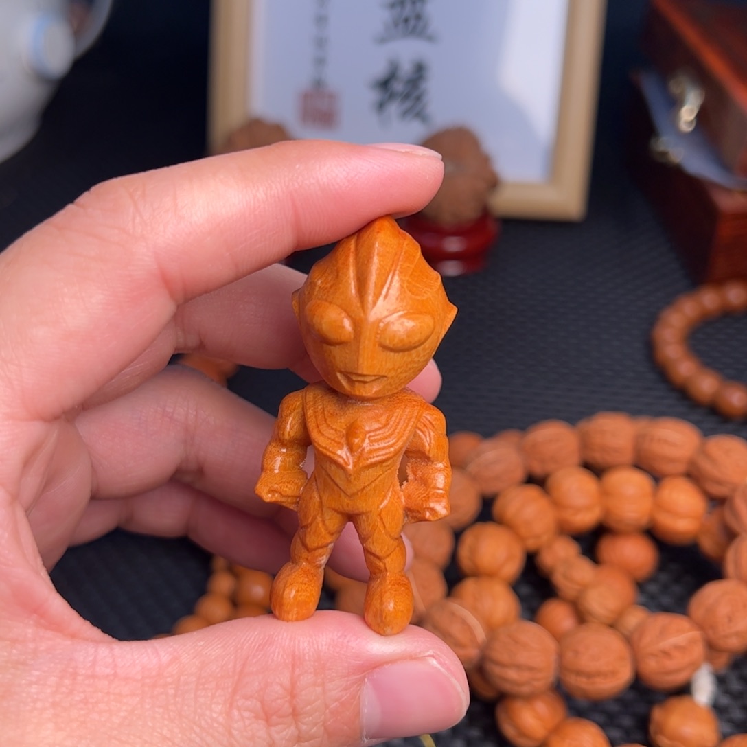 文玩核桃把件?****?奥特曼