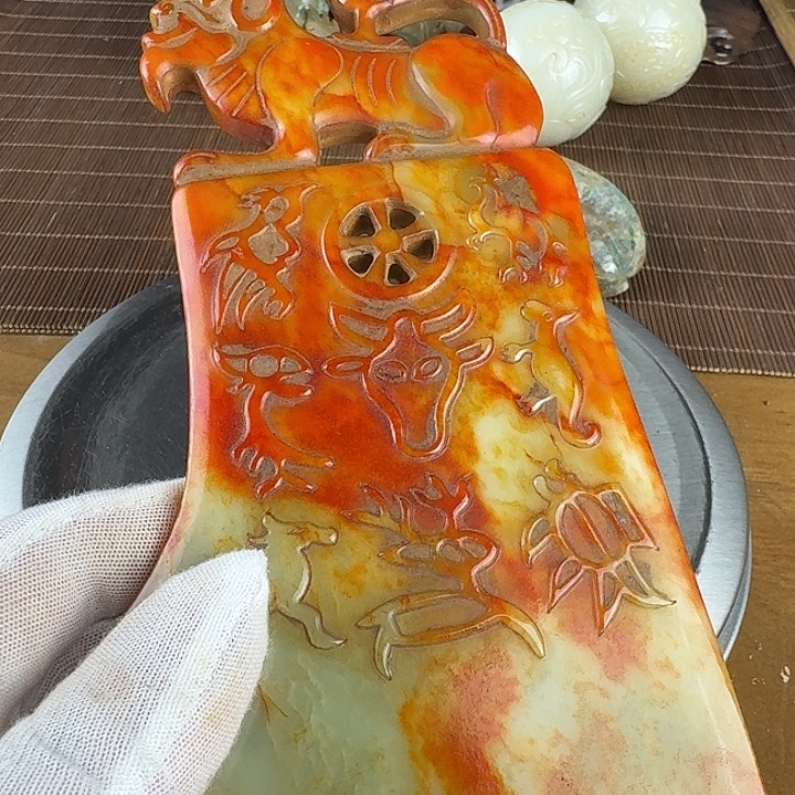 四***空和田玉未镶嵌挂件