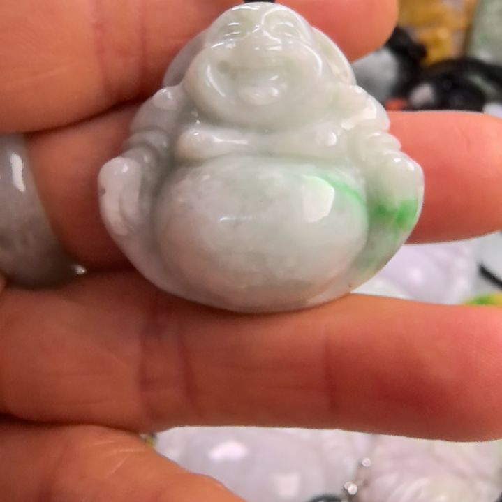 翡翠颈饰未镶嵌吊坠