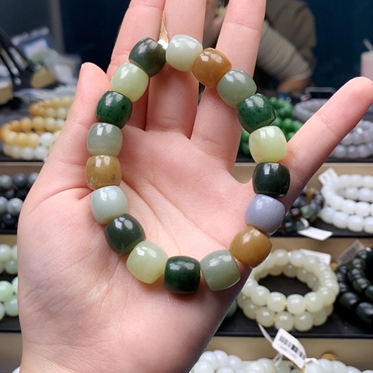 未镶嵌和田玉手链