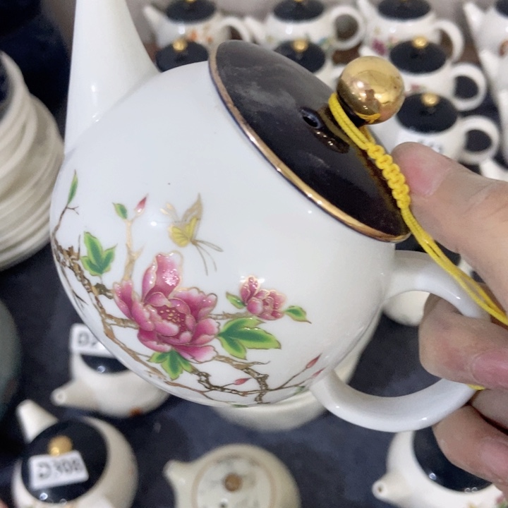 茶具微瑕，介意勿拍