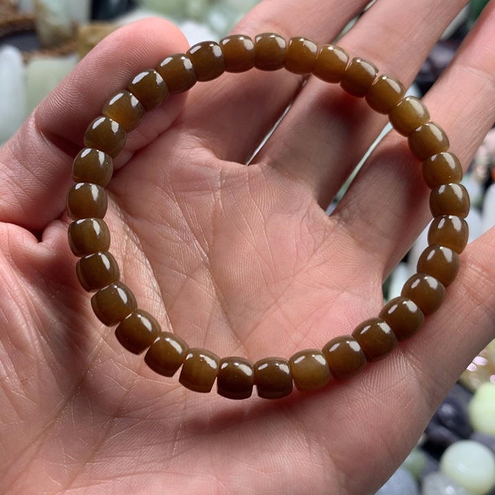 和田玉颈饰未镶嵌