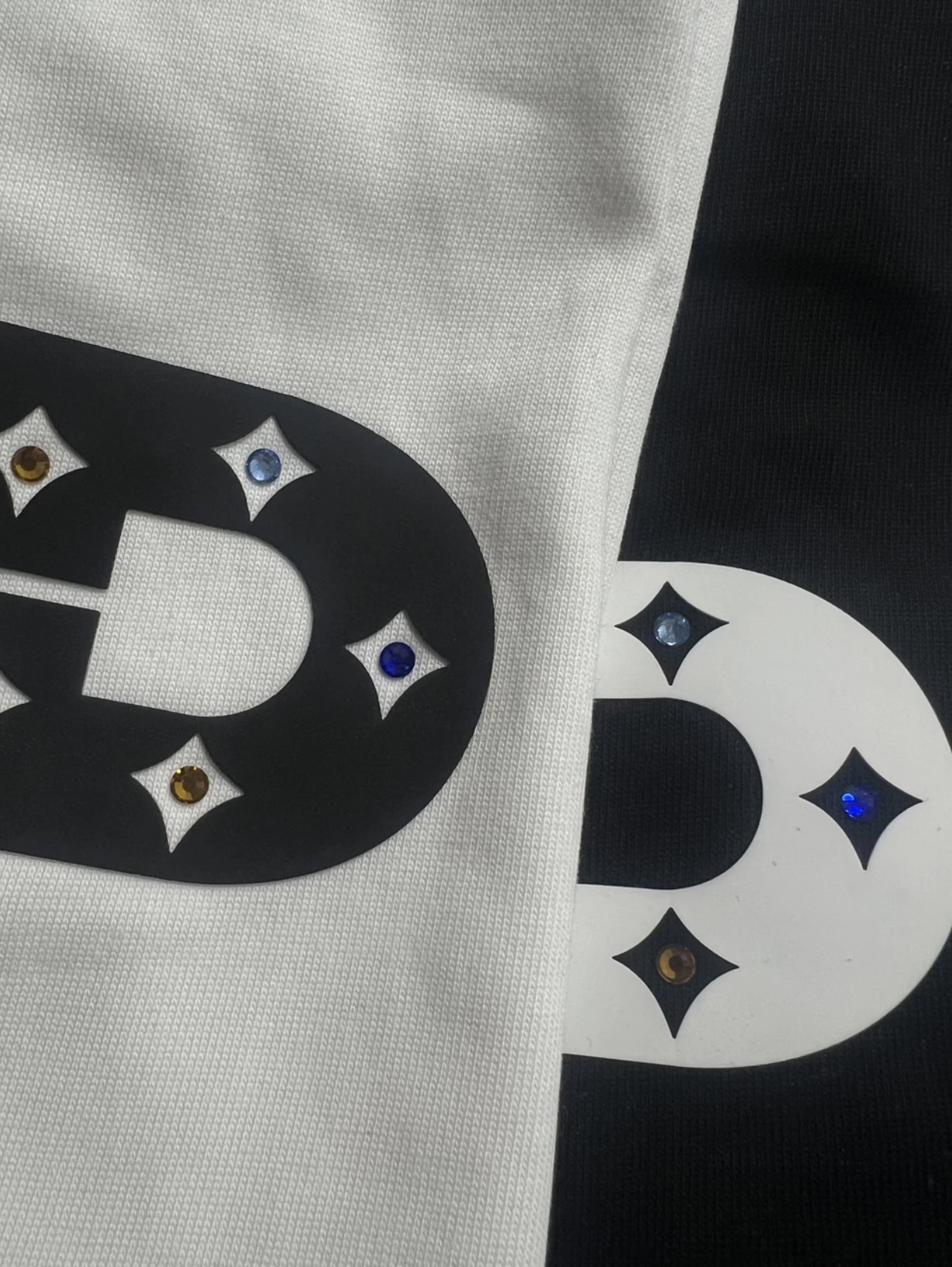 G彩钻镂空 夏季新款时尚休闲短袖男女同款