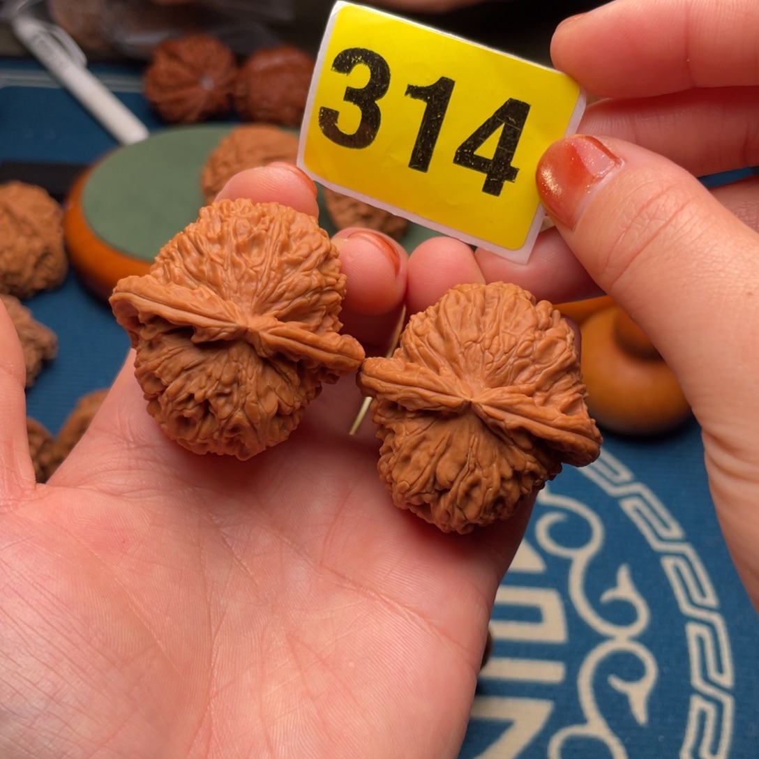 吊坠文玩核桃41全品白狮子314号