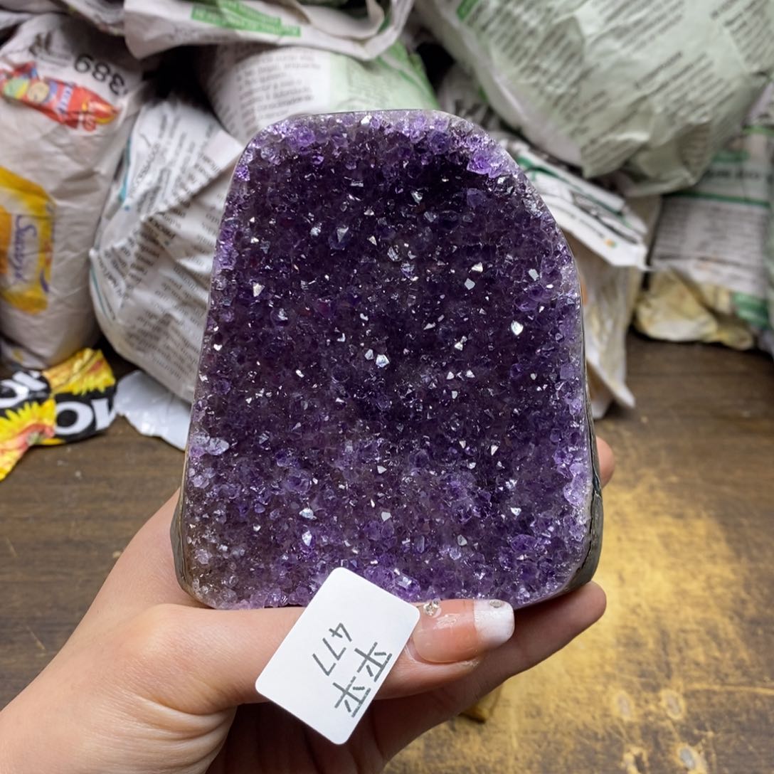 水晶乌拉圭未镶嵌