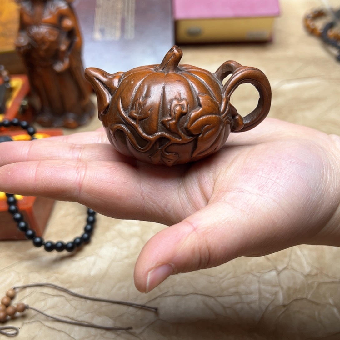 大叶紫檀（黑酸枝木类）