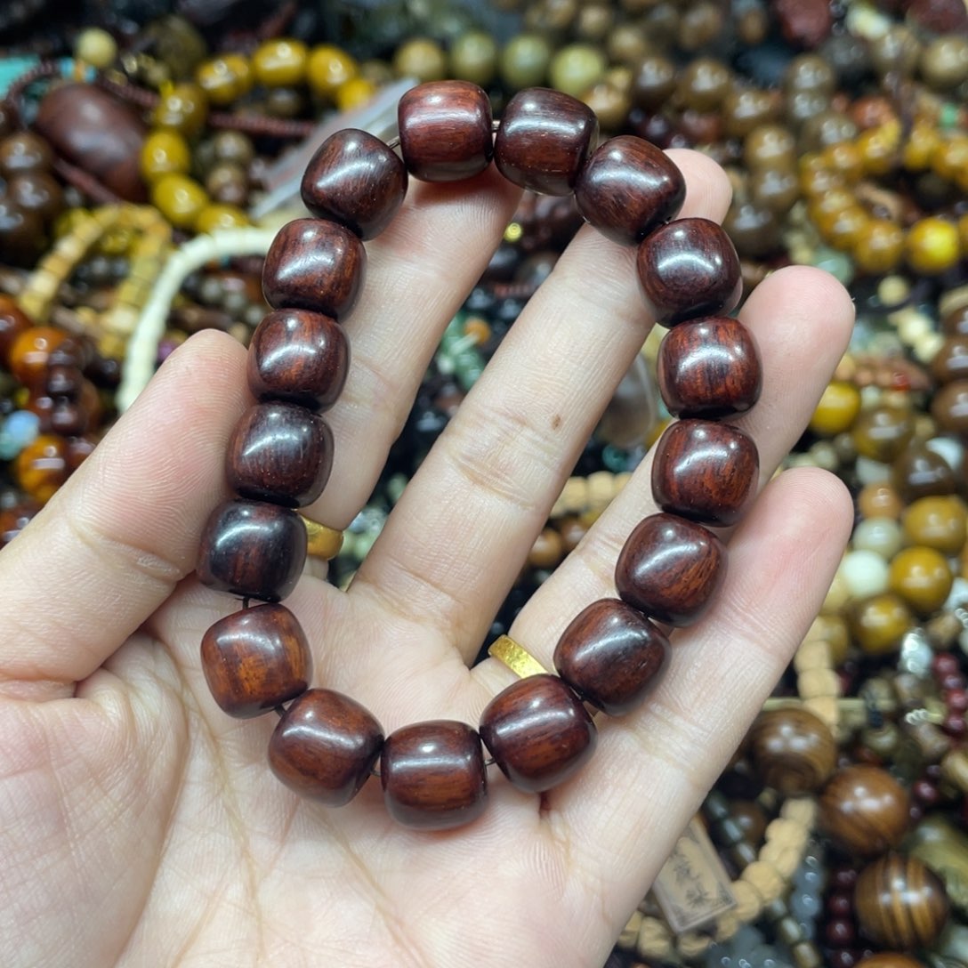 维腊木（绿檀）无事牌