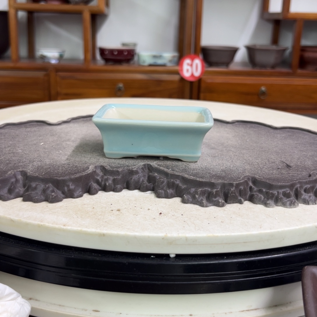 紫砂花盆瑕疵3-9-7.5。。