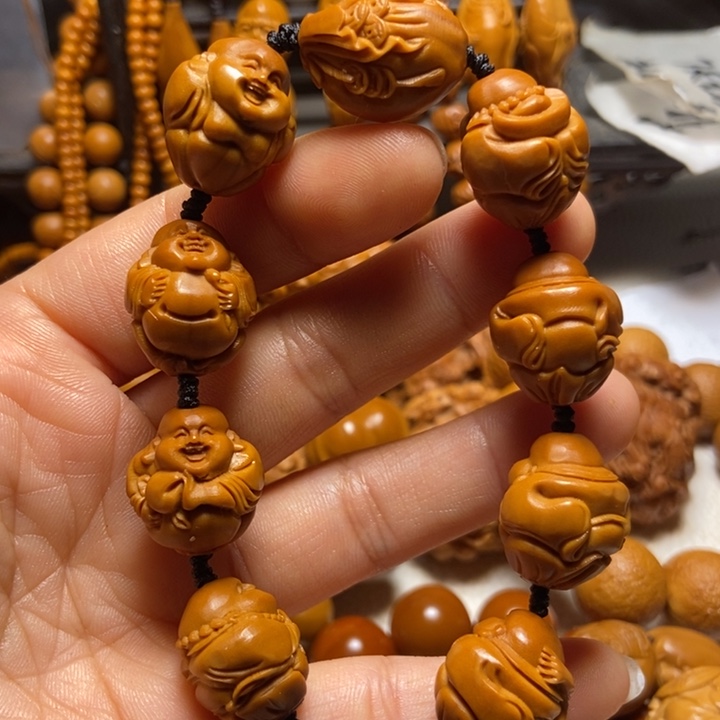 【闪购商品】橄榄核吊坠八大弥勒1.8