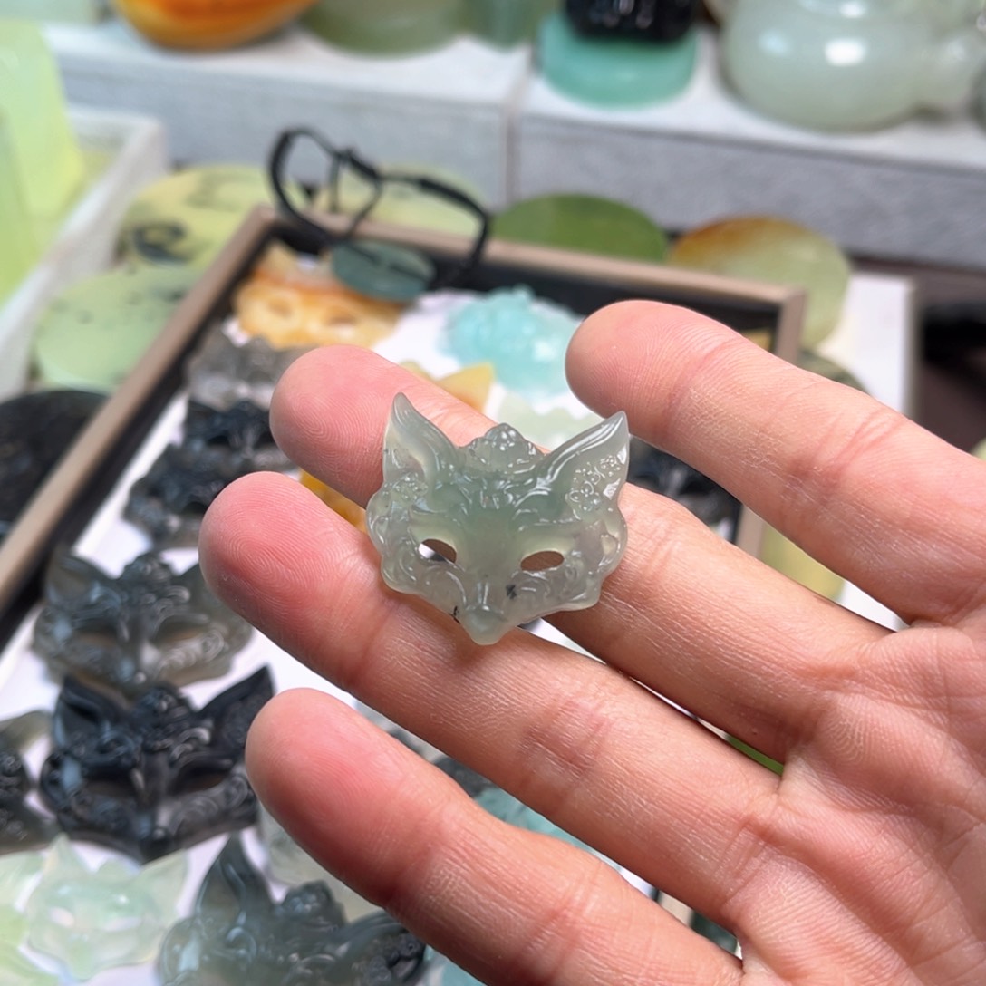 蛇纹石玉未镶嵌原石