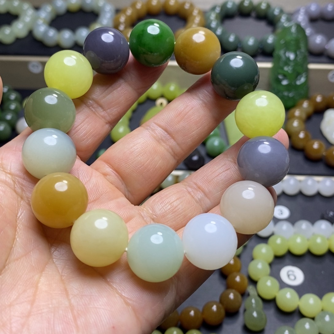 和田玉手串未镶嵌