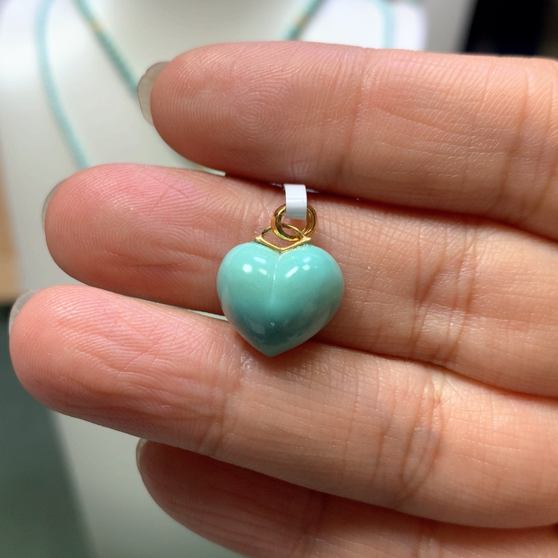 绿松石18K金镶嵌吊坠