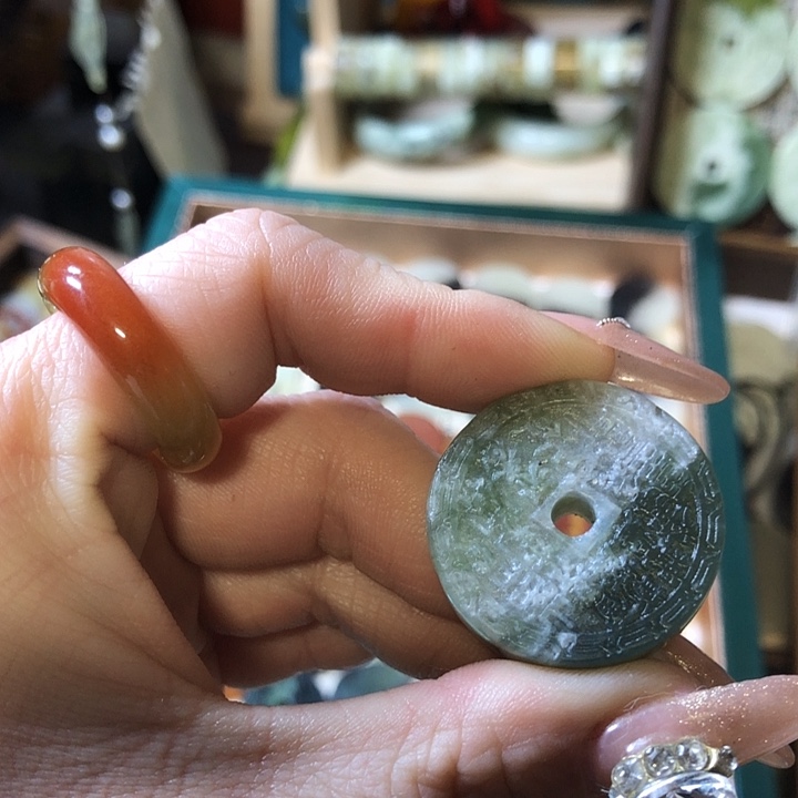 岫玉岫玉挂件未镶嵌