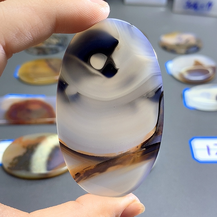 未镶嵌颈饰玛瑙/玉髓