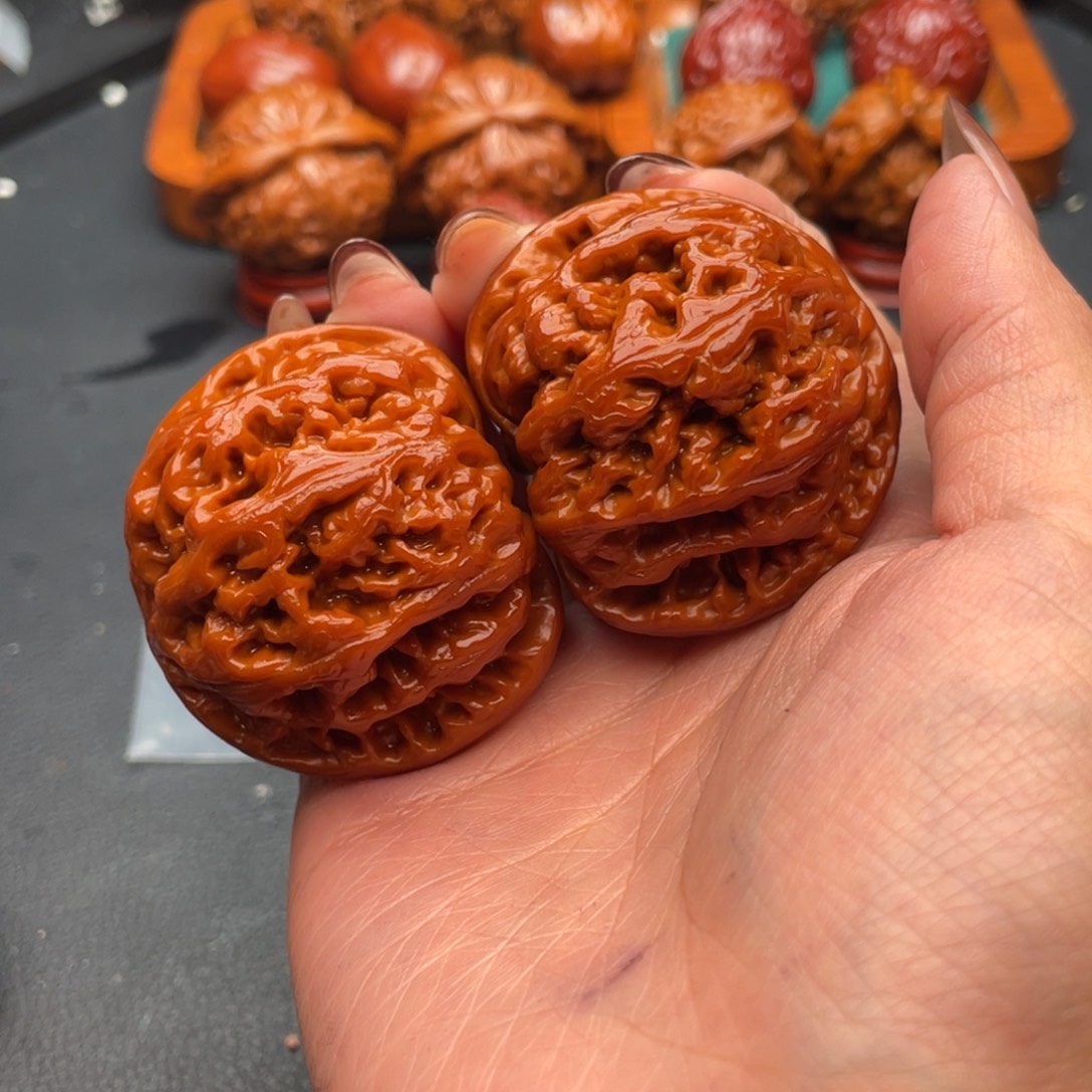 C***g把件文玩核桃粗筋