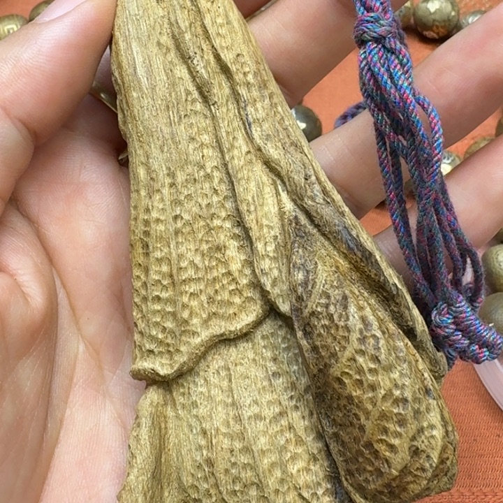 大叶紫檀（黑酸枝木类）