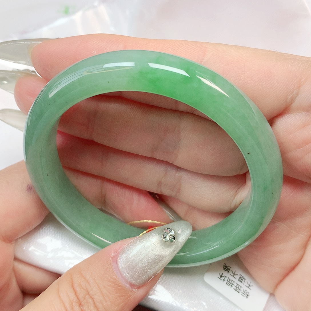 翡翠手镯未镶嵌抖音925