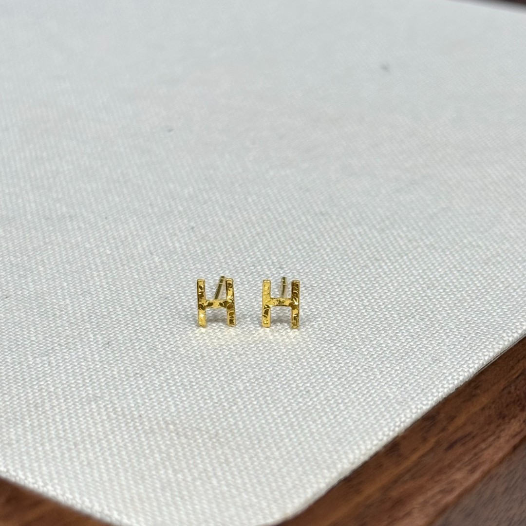 阿敏专属-E【不规则H耳钉】-足金999精工5G耳饰