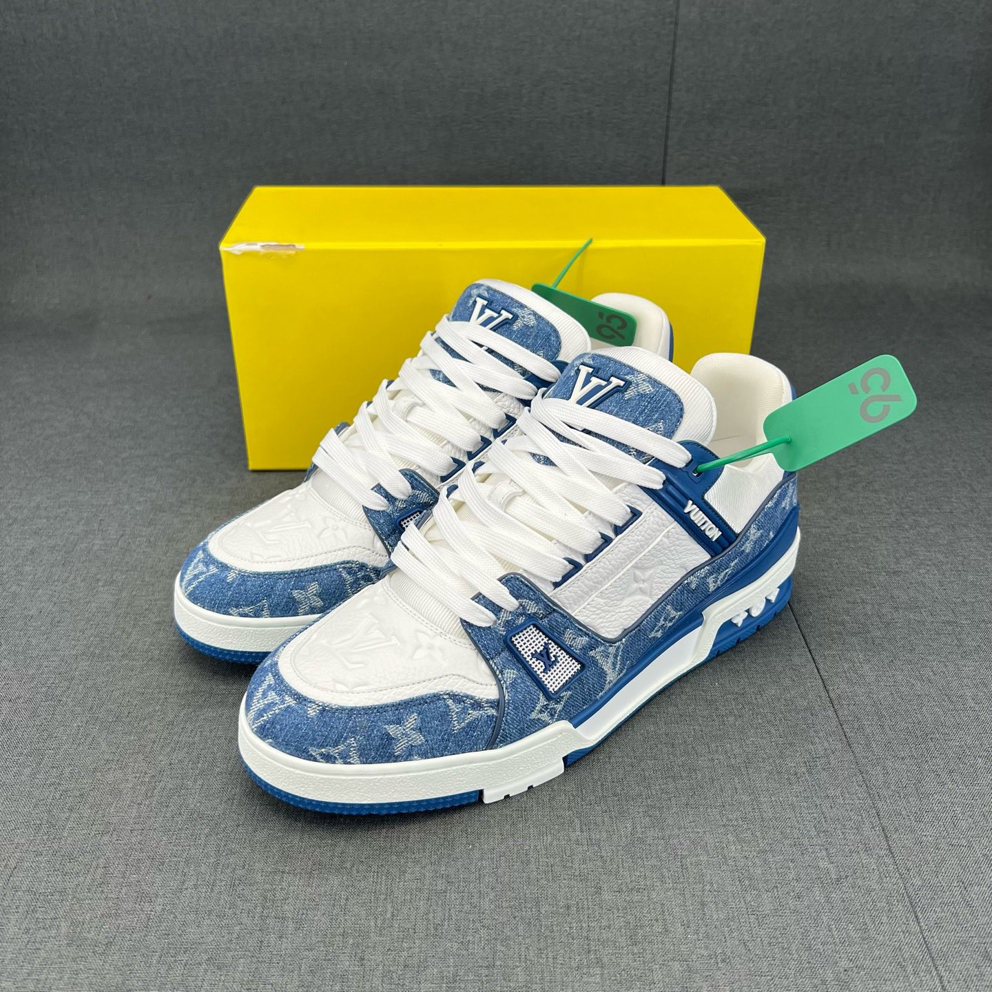 未使用 LouisVuitton/路易威登 码数43.5lv trainer 白蓝牛仔 