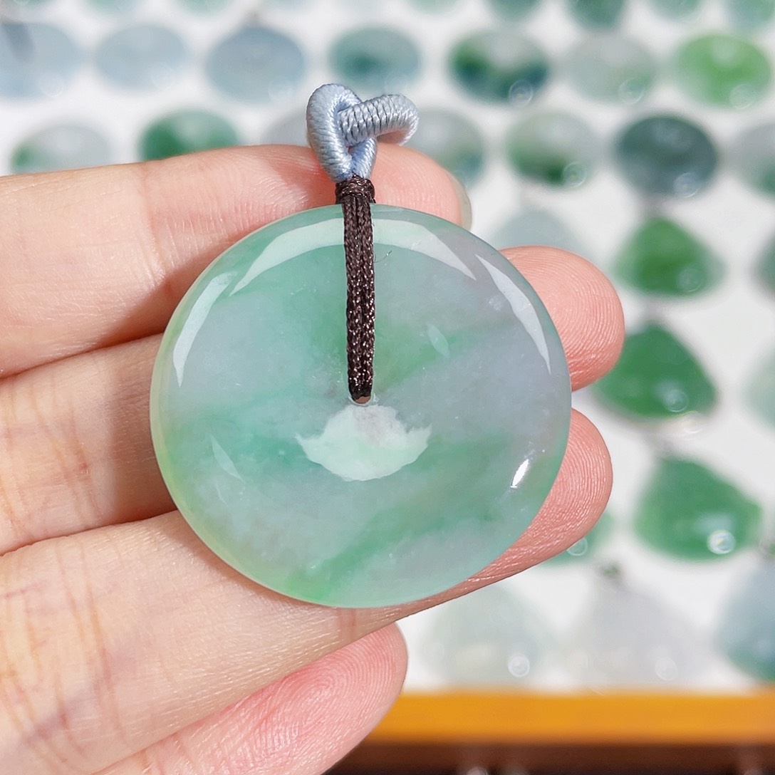 颈饰未镶嵌翡翠吊坠