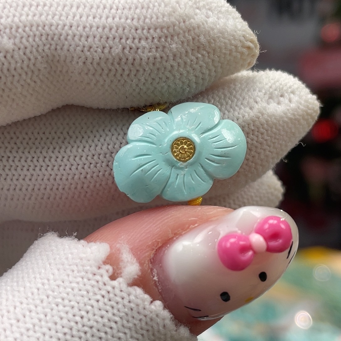 绿松石未镶嵌挂件