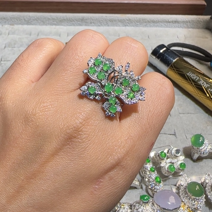 定制翡翠未镶嵌翡翠