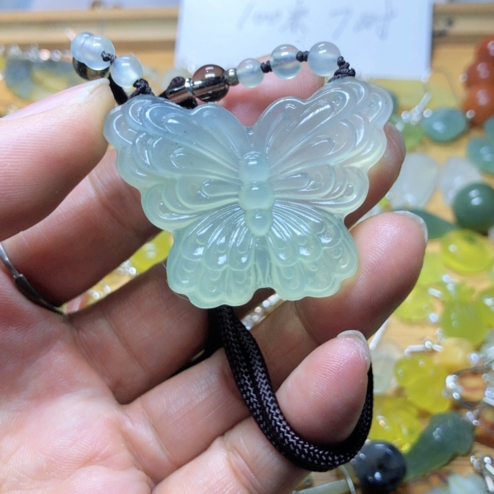 【闪购商品】蛇纹石玉手牌未镶嵌