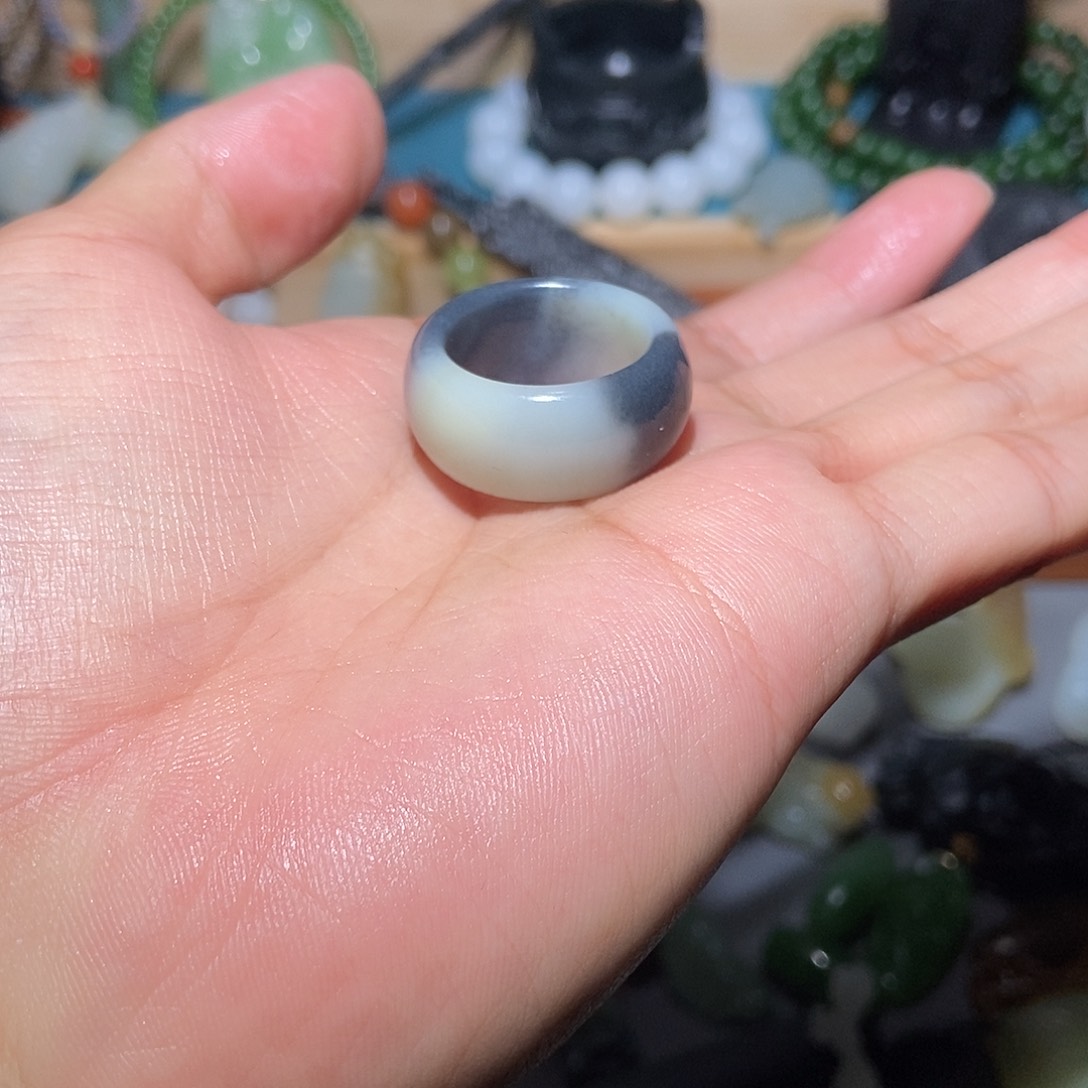 和田玉颈饰未镶嵌h*h