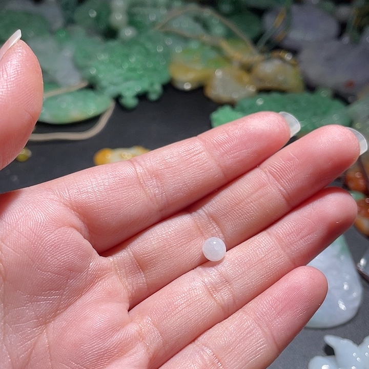 颈饰未镶嵌翡翠胖****3