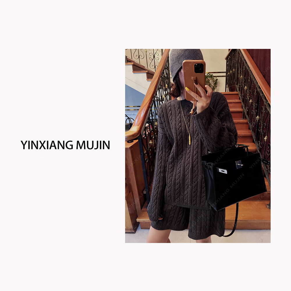 【YINXIANG MUJIN】扭麻花套装 秋冬套头圆领宽松毛衣女士针织短裤