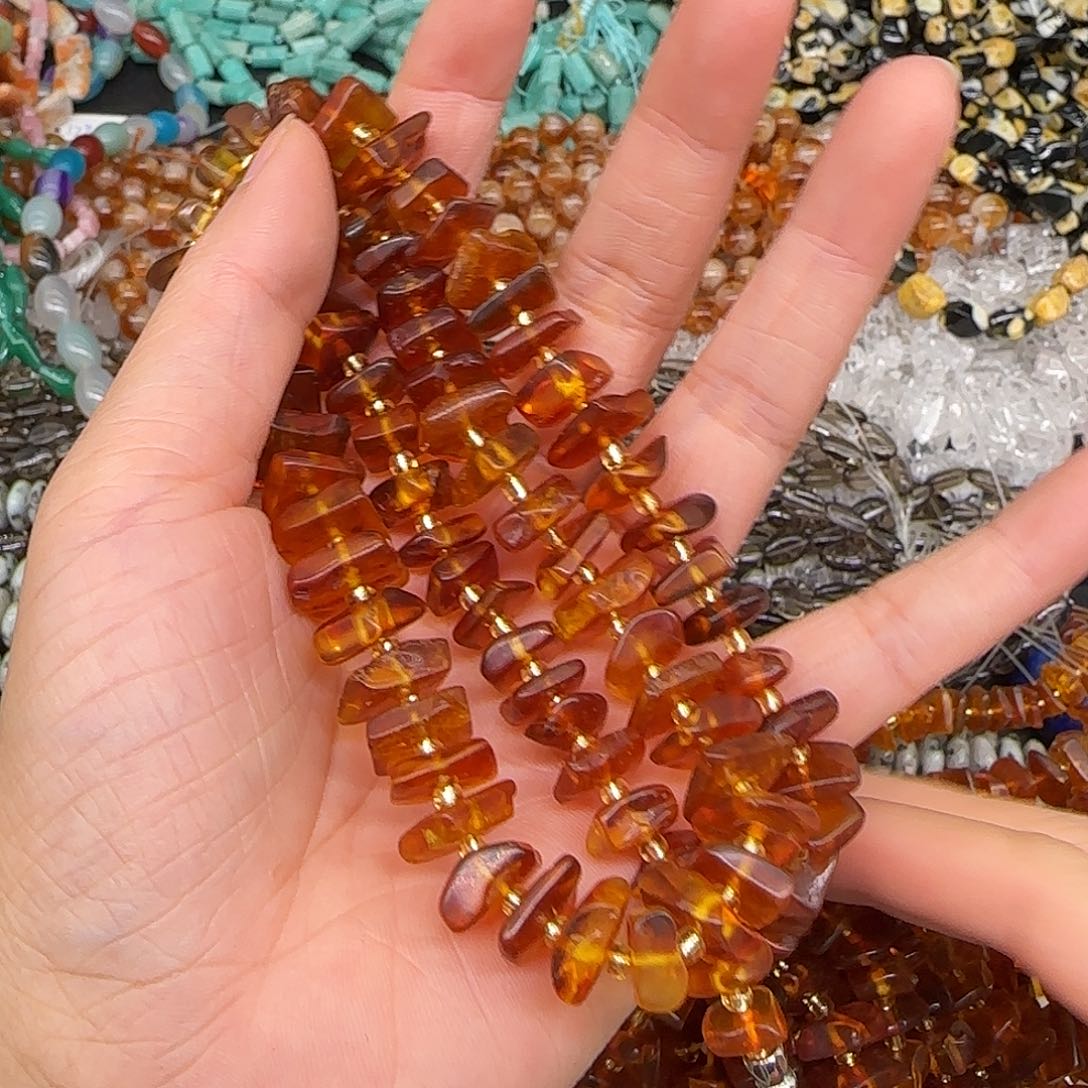 玛瑙/玉髓合金珠宝半成品蜜蜡项链一条