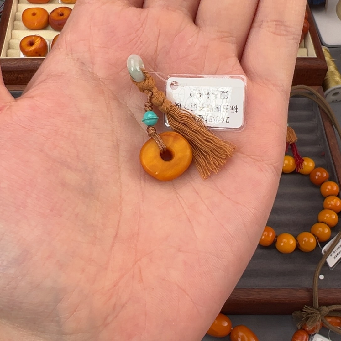 琥珀裸石未镶嵌财*定制