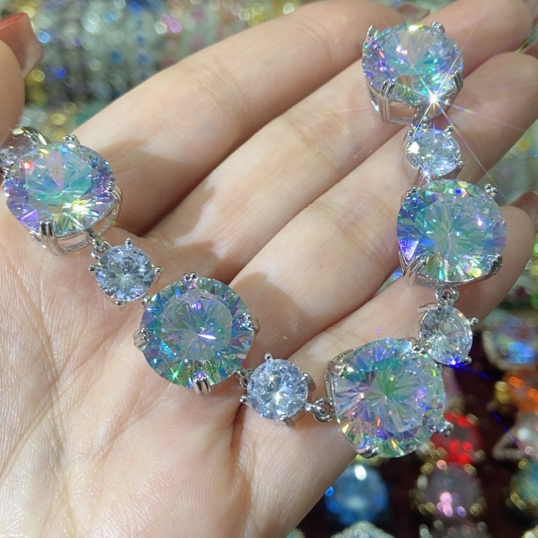 66锆石（处理）吊坠