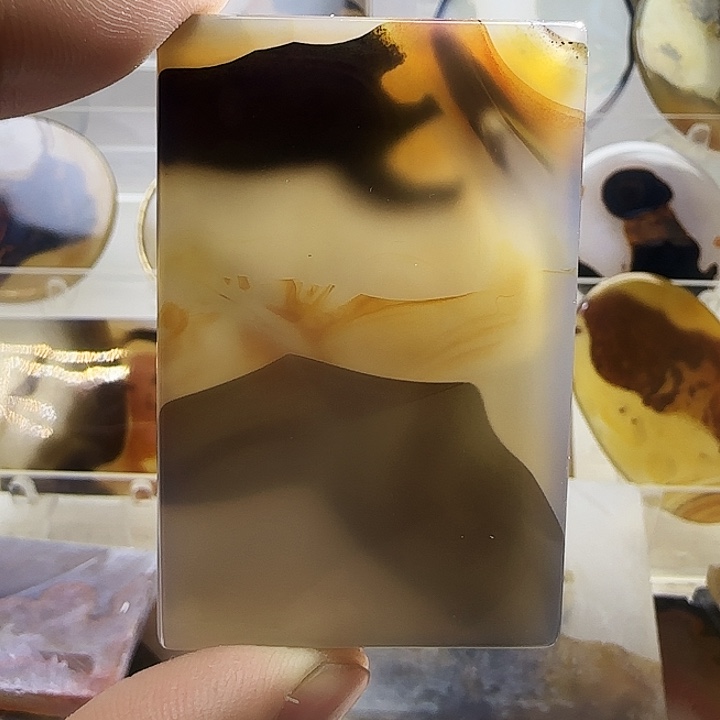 玛瑙/玉髓未镶嵌珠宝奇石