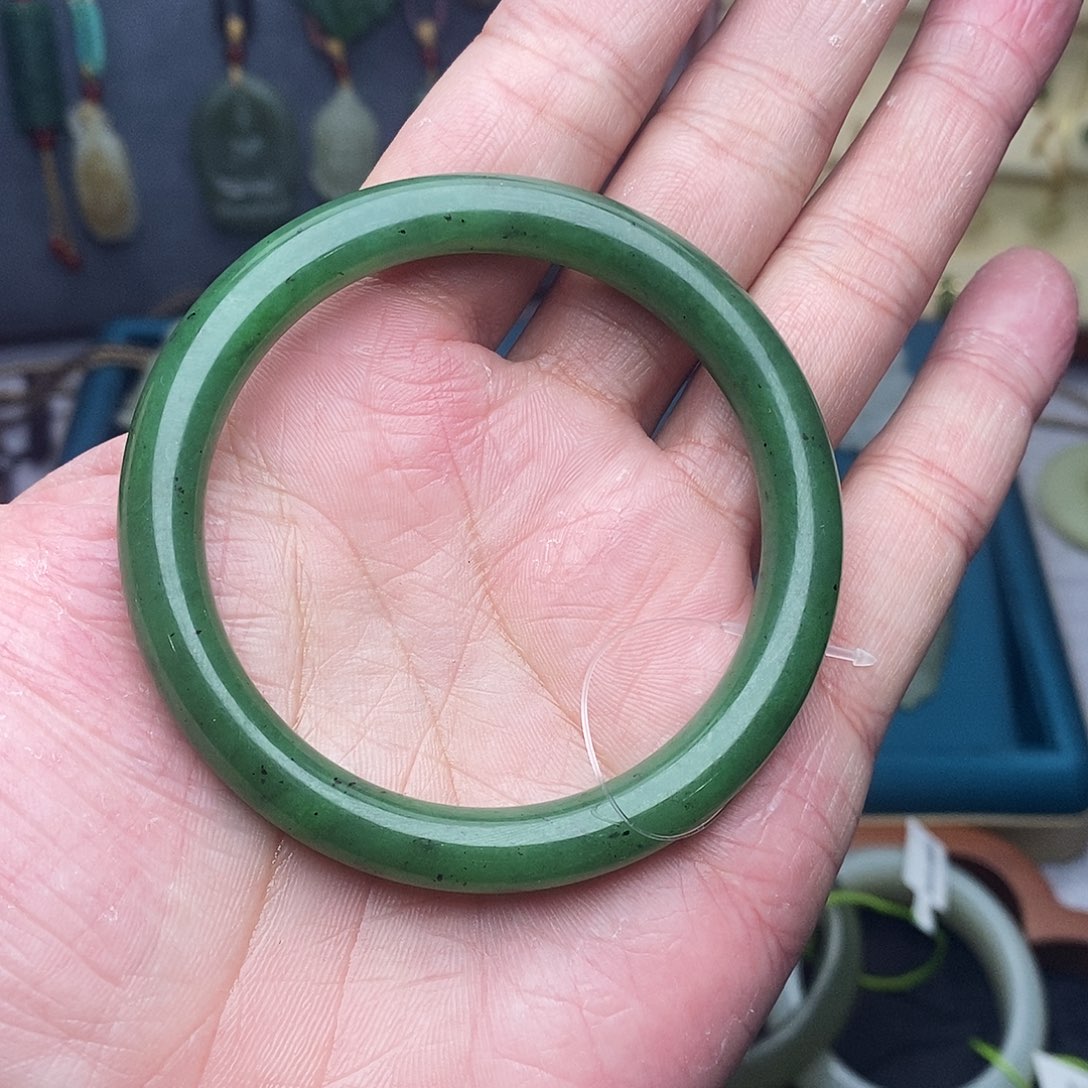 和田玉未镶嵌颈饰圈口56.5