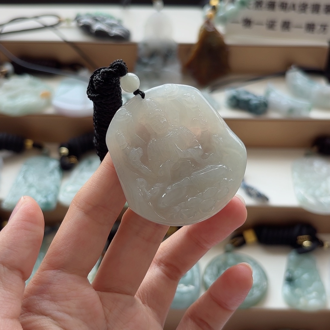 颈饰未镶嵌翡翠翡翠
