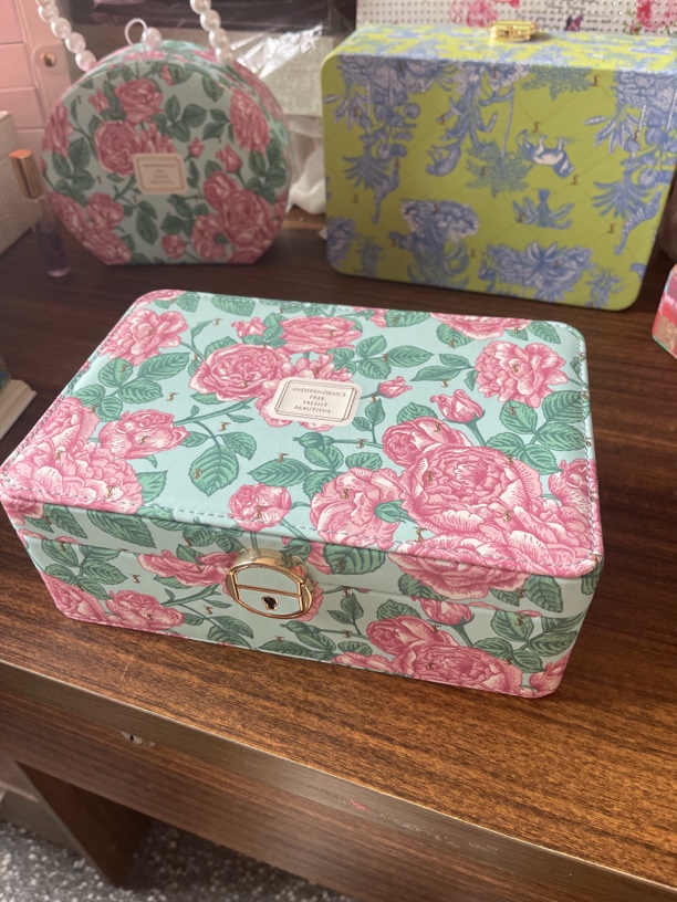 首饰盒/箱 【加厚皮质】法式复古撞色皮质双层带锁首饰盒