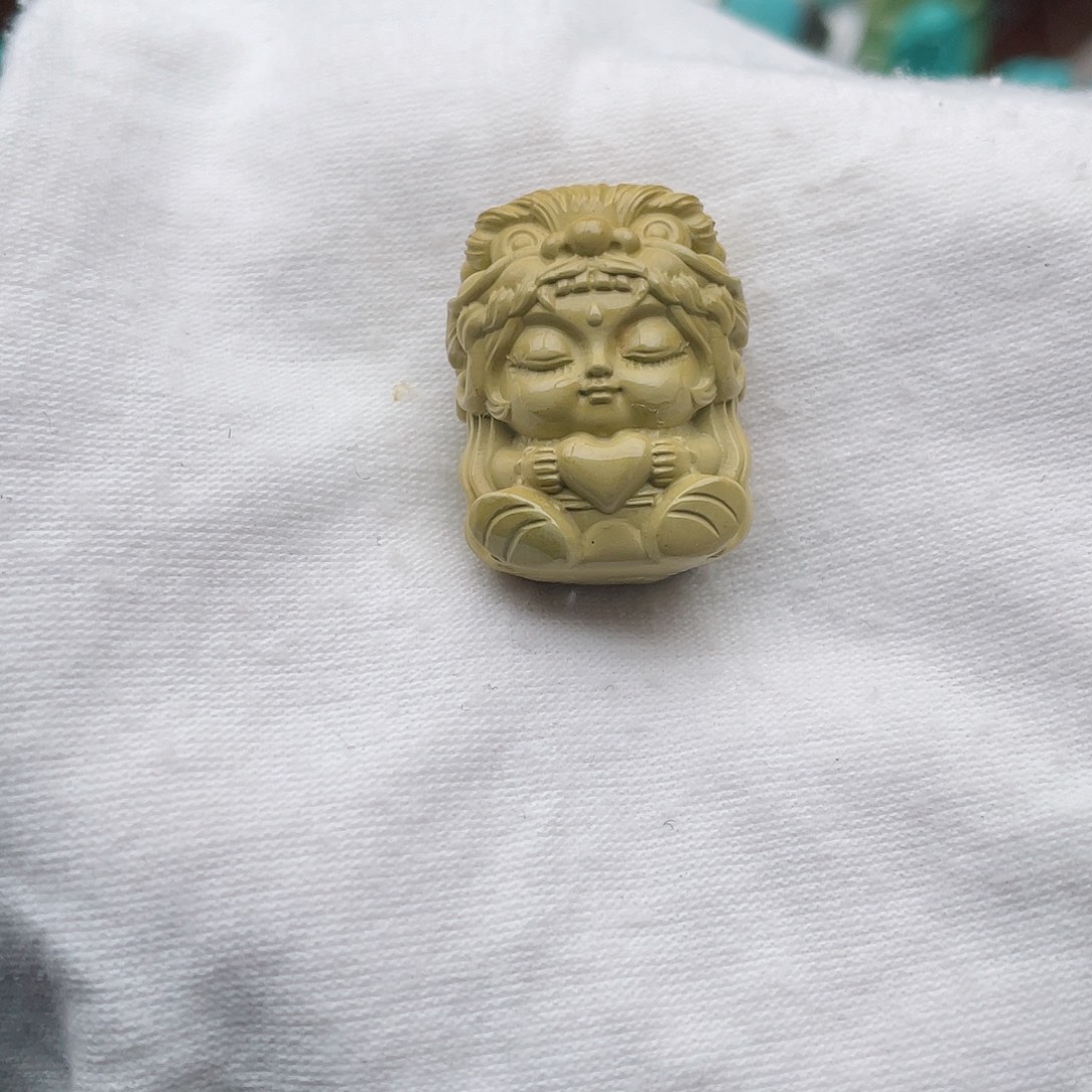 未镶嵌绿松石颈饰