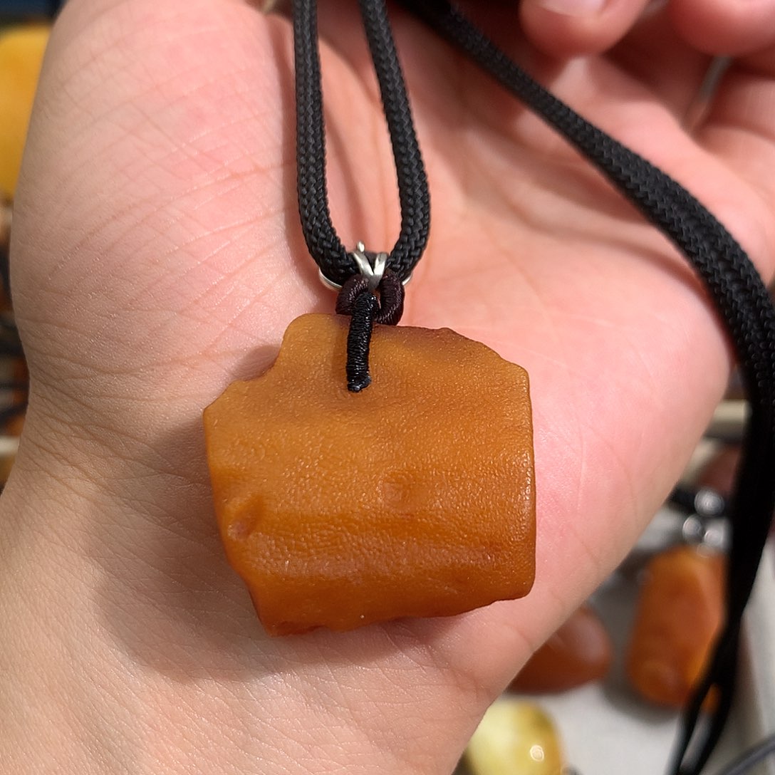 蜜蜡裸石未镶嵌你