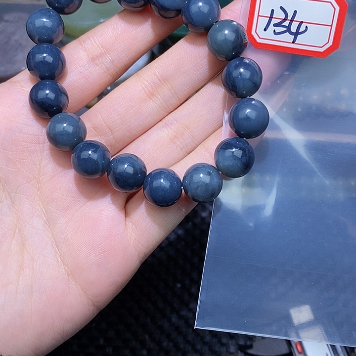 和田玉和田玉边角料随机发未镶嵌