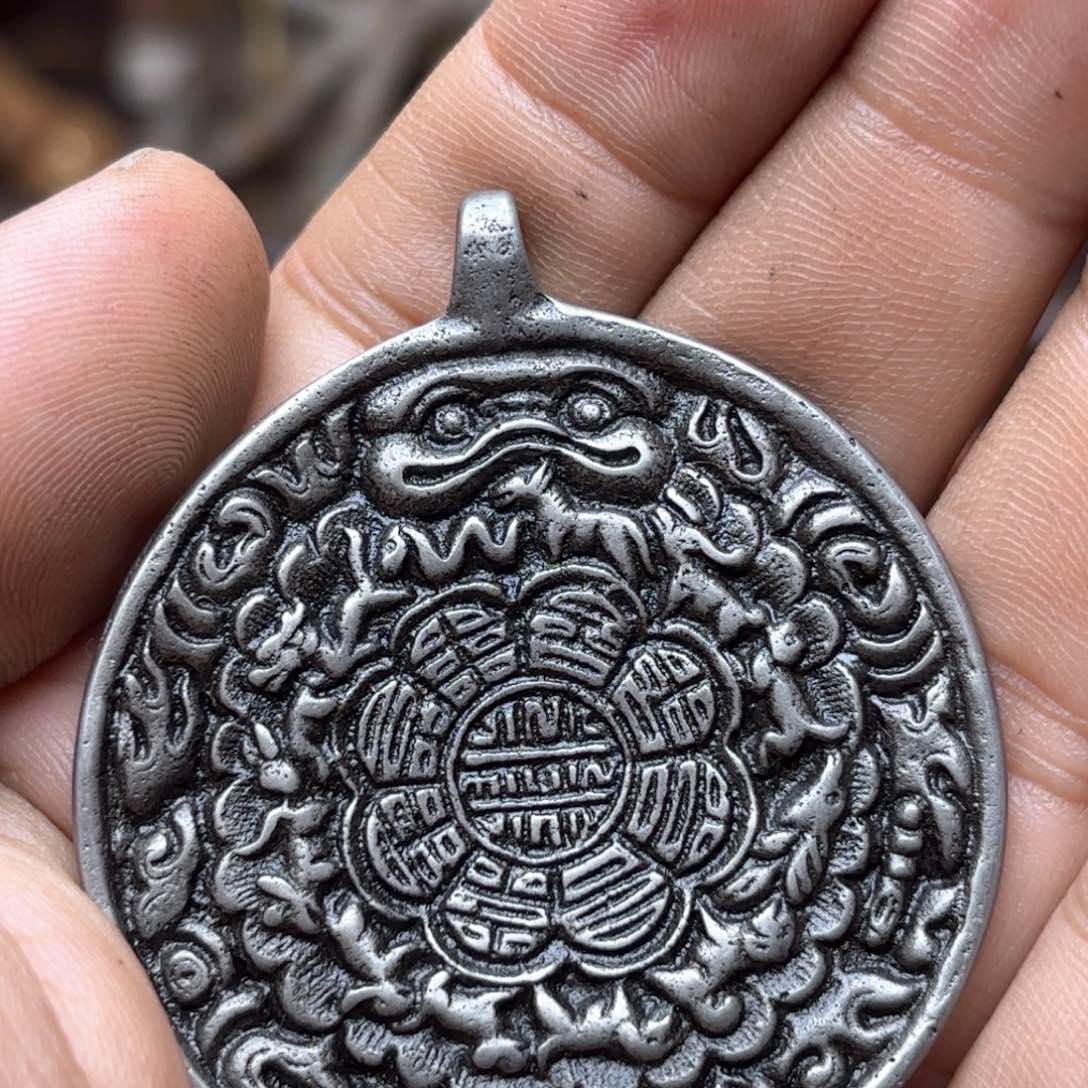 铜星月菩提挂件菩提