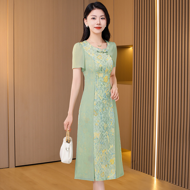 流行夏装套装2025新款女装夏款高级显瘦连衣裙-19204-q