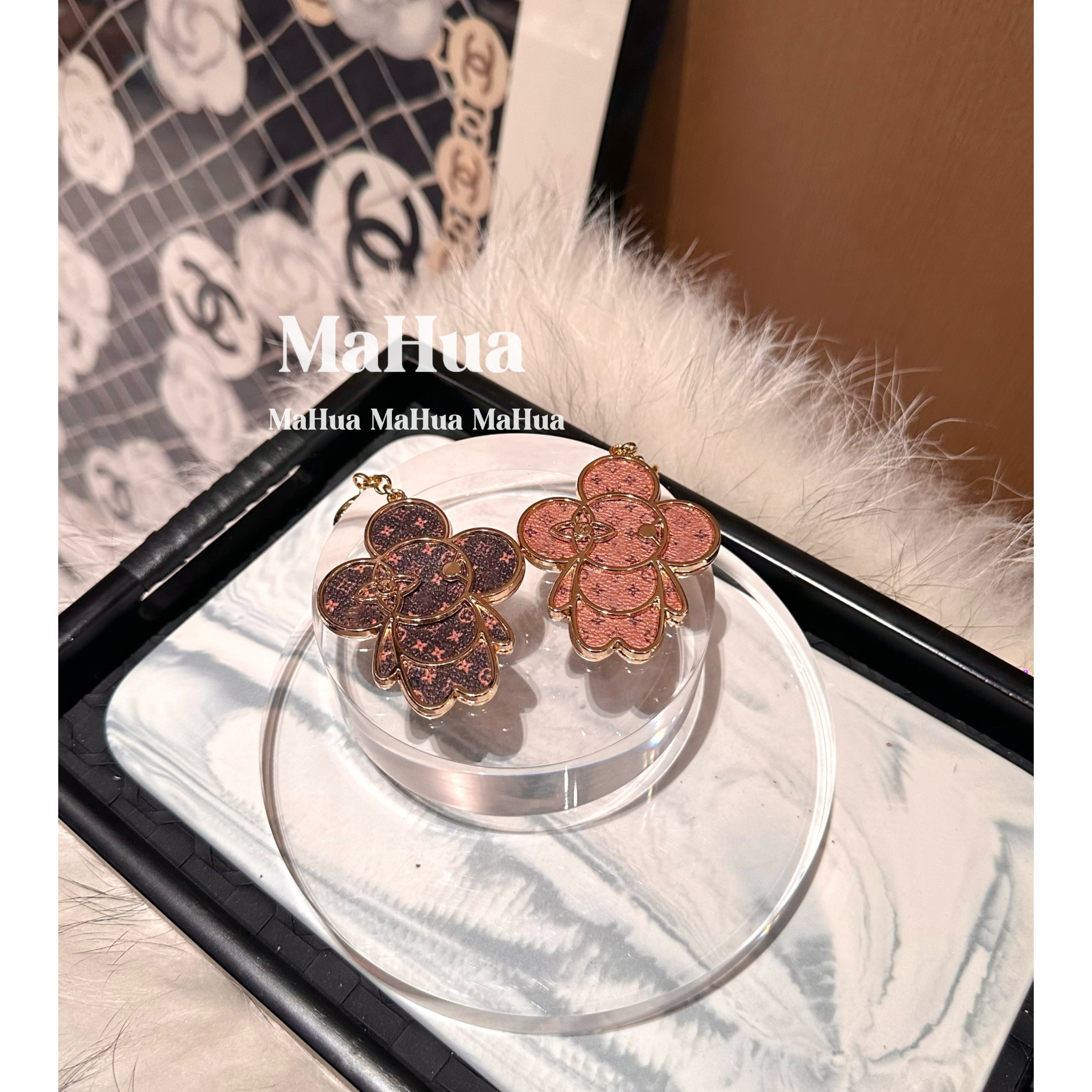 P1493 福利品 小熊十字花钥匙扣