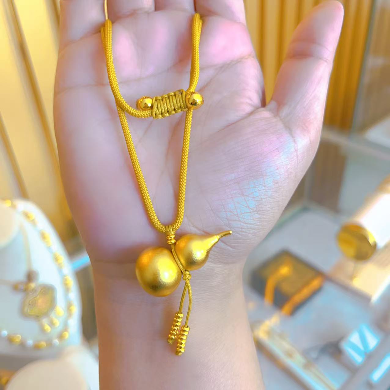 合金吊坠 【精工版】招财流苏葫芦吊坠金店同款项链女编绳毛衣链