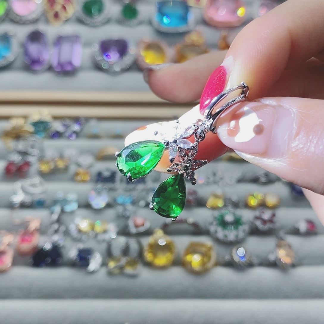 【闪购商品】托帕石耳饰银S925镶嵌